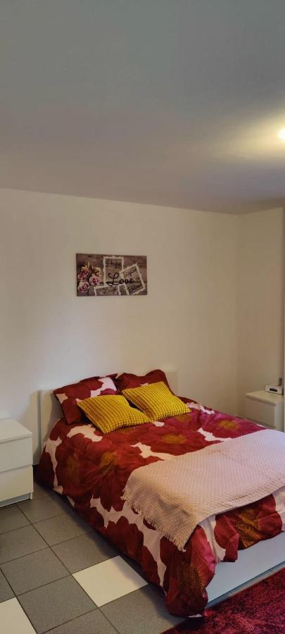Chez Nous Apartment Bastogne Ngoại thất bức ảnh
