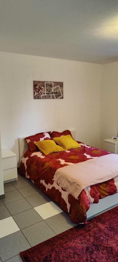Chez Nous Apartment Bastogne Ngoại thất bức ảnh