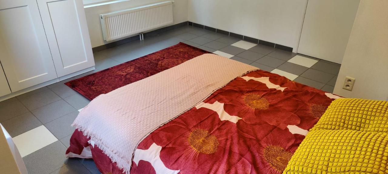 Chez Nous Apartment Bastogne Ngoại thất bức ảnh